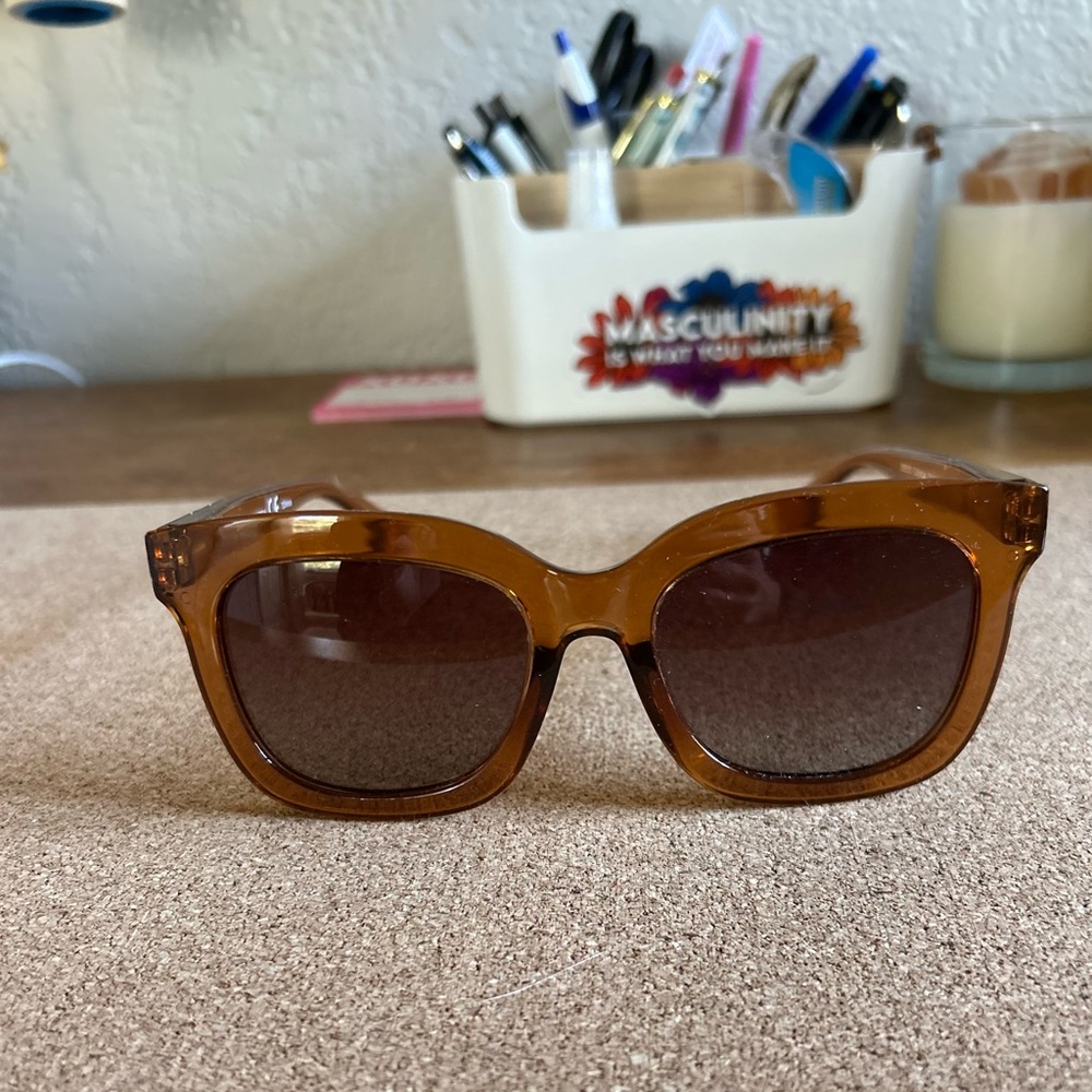Peepers Sunglasses NWOT